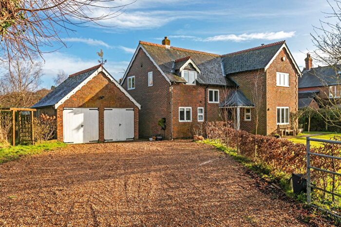 4 Bedroom Detached House To Rent In Cheriton, Alresford, SO24