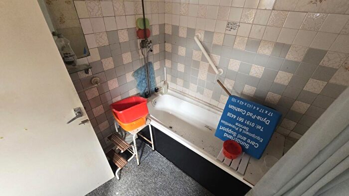 2 Bedroom Cottage For Sale In Rokeby Street, Sunderland, Tyne And Wear, SR4