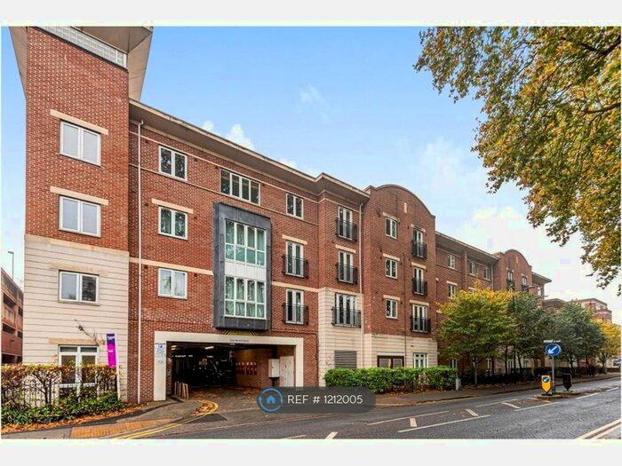1 Bedroom Flat To Rent In Park View, Maidenhead, SL6
