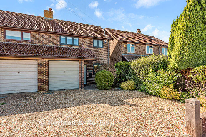 3 Bedroom Semi-Detached House For Sale In Thorney Road, Emsworth, PO10