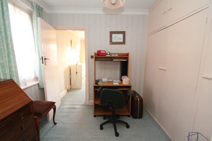 4 Bedroom Detached House For Sale In Furness Road, Eastbourne, BN21