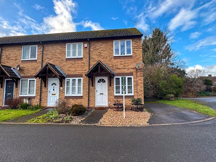 1 Bedroom Terraced House For Sale In Orchardene, Newbury, West Berkshire, RG14