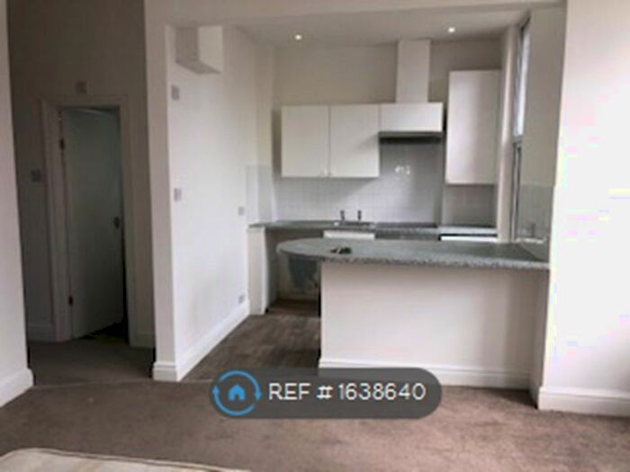 Studio To Rent In Herne Hill, London, SE24