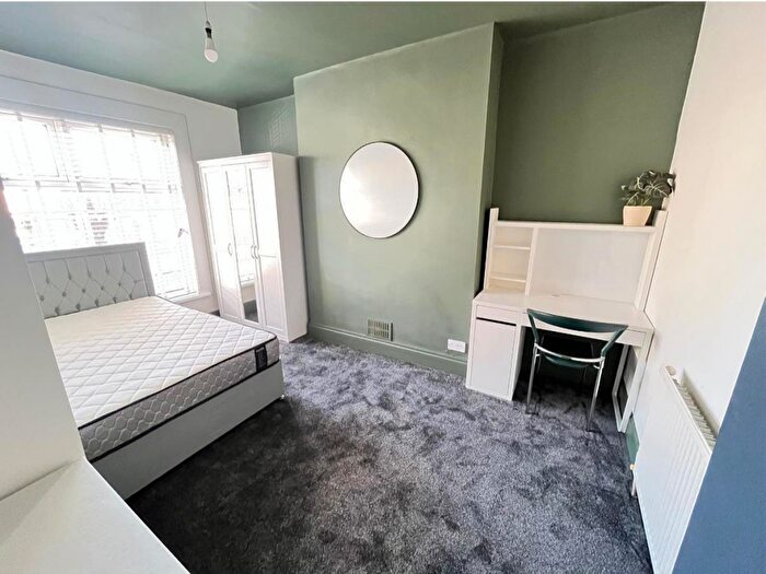 1 Bedroom House To Rent In Pearson Road, Plymouth, PL4