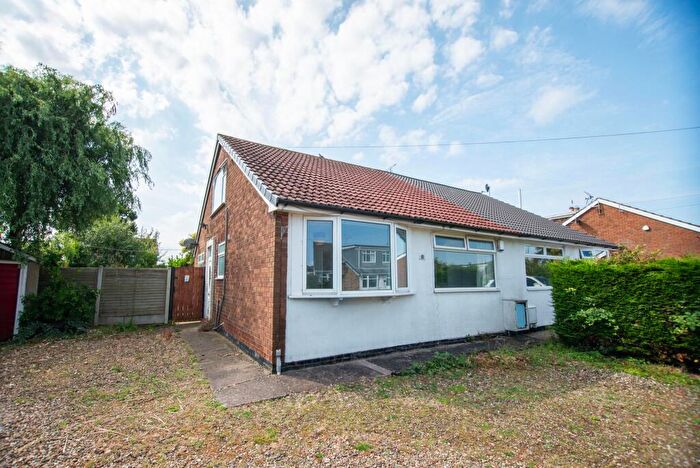 2 Bedroom Bungalow To Rent In Bellcroft Road, HU12