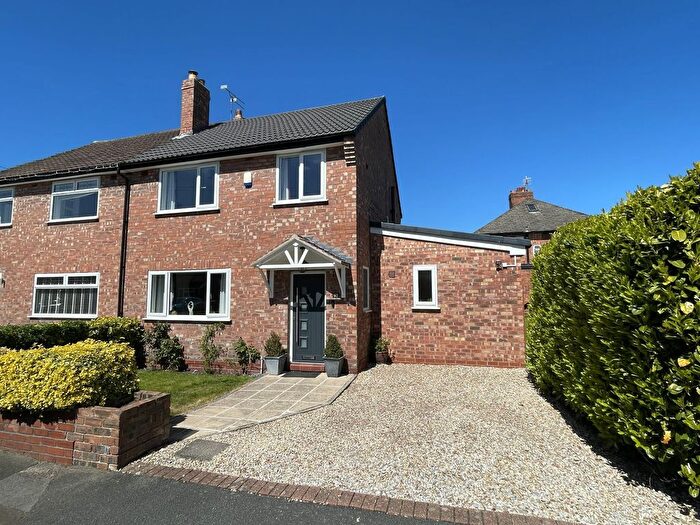4 Bedroom Semi-Detached House For Sale In Warren Avenue, Knutsford, WA16