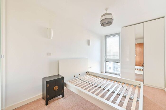 1 Bedroom Flat For Sale In Empire Way, Wembley Park, Wembley, HA9