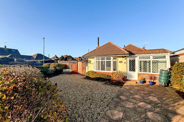 3 Bedroom Bungalow For Sale In Merton Avenue, Rustington, West Sussex, BN16