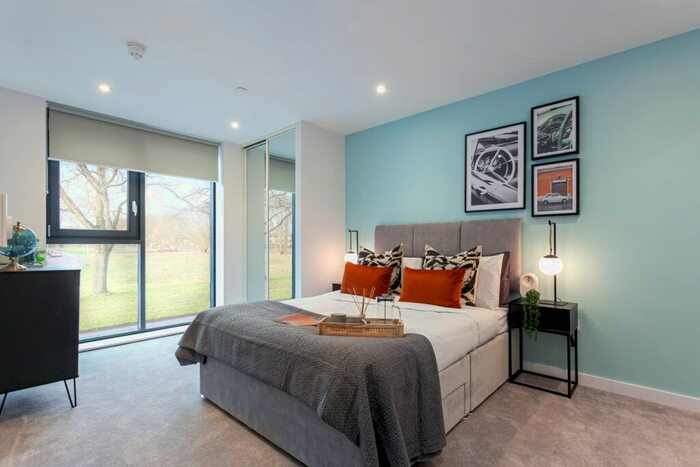 2 Bedroom Flat To Rent In Castle Street, Bristol, BS2