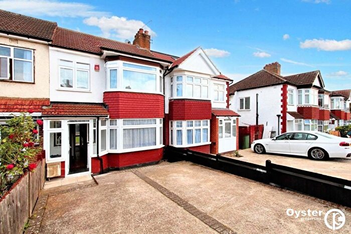 3 Bedroom Terraced House To Rent In Tiverton Road, Edgware, HA8