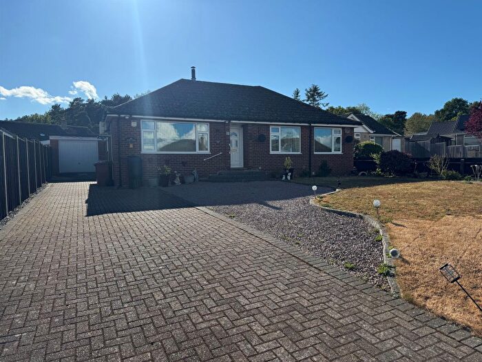3 Bedroom Detached Bungalow For Sale In Hillside, Brandon, IP27