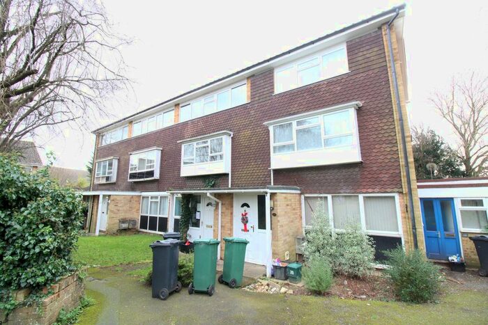 2 Bedroom Maisonette To Rent In Merstham, Redhill, Surrey, RH1