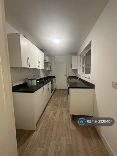 6 Bedroom Maisonette To Rent In Stanhope Road, South Shields, NE33