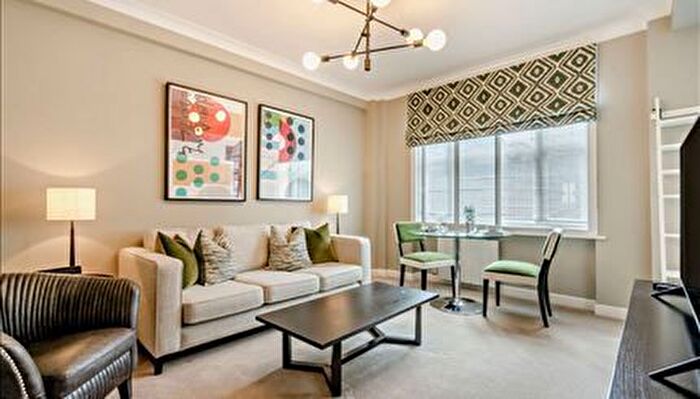 1 Bedroom Flat To Rent In Hill Street, Mayfair, W1J