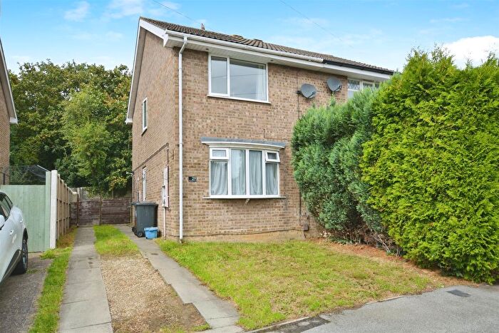 2 Bedroom Semi-detached House For Sale In Merryweather Court, Scunthorpe, DN16