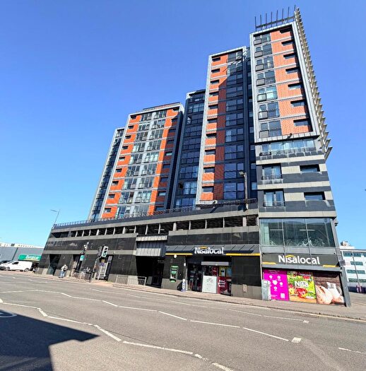 2 Bedroom Flat To Rent In /, Lancefield Quay, Glasgow, G3