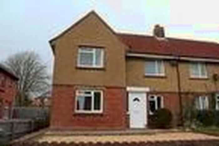 3 Bedroom Semi-Detached House To Rent In Abbotsbury Road, Weymouth, DT4
