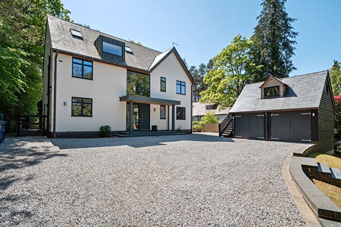 5 Bedroom Detached House For Sale In Longdown Close, Lower Bourne, Farnham, GU10