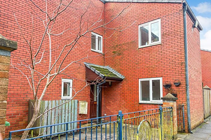 3 Bedroom Terraced House For Sale In Sycamore Walk, Horwich, Bolton, BL6