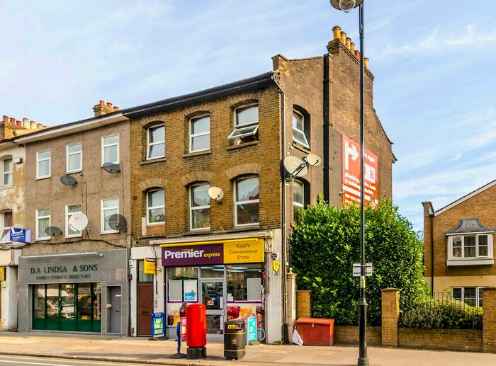 1 Bedroom Flat To Rent In Lower Addiscombe Road, East Croydon, Croydon, CR0