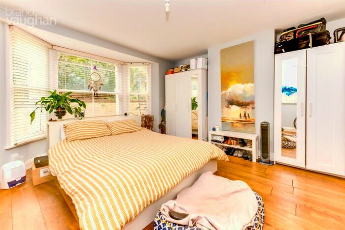 1 Bedroom Flat To Rent In Hova Villas, Hove, East Sussex, BN3