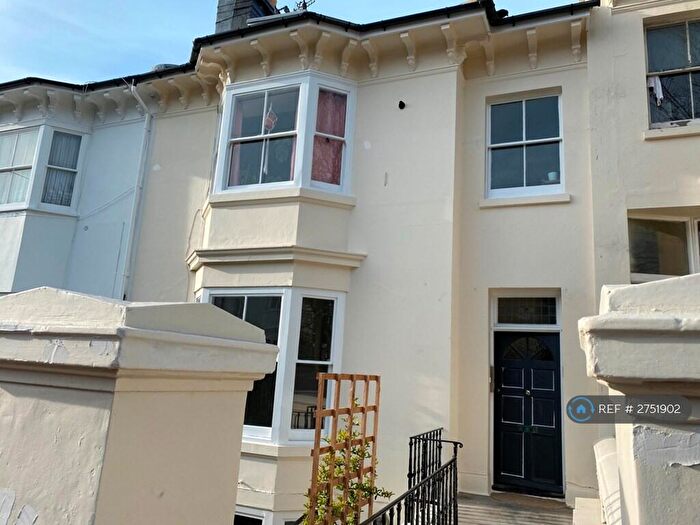 2 Bedroom Flat To Rent In Buckingham Place, Brighton, BN1
