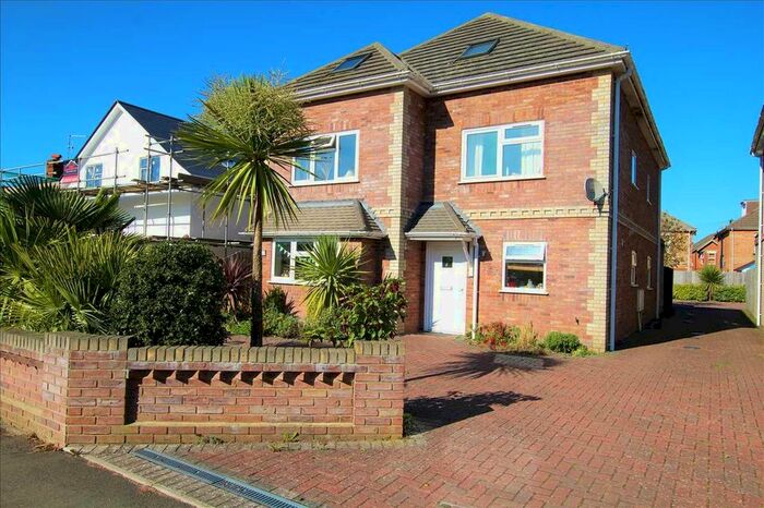 4 Bedroom Semi-Detached House To Rent In Parkstone Heights, Parkstone, Poole, BH14