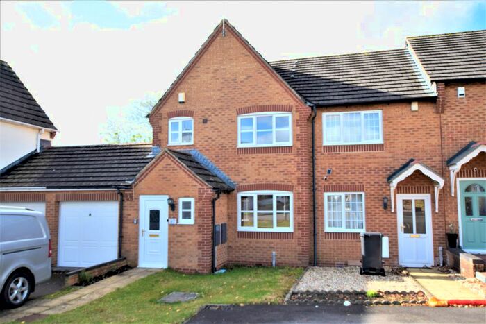 3 Bedroom Terraced House To Rent In May Close, Swindon, SN2