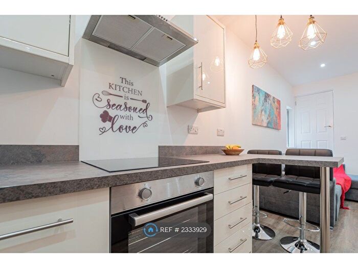 1 Bedroom Flat To Rent In Corbett Street, Smethwick, B66