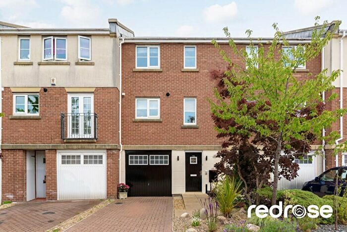 3 Bedroom Mews To Rent In Perthshire Grove, Buckshaw Village, Chorley, PR7
