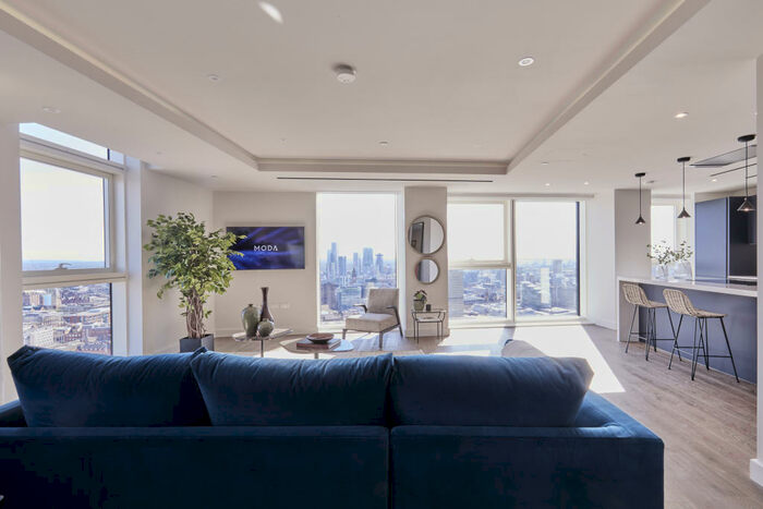 2 Bedroom Penthouse To Rent In Angel Gardens, Manchester, M4