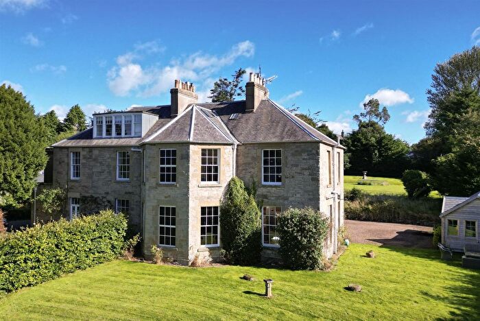 4 Bedroom Semi-Detached House For Sale In The Wellnage, Duns, TD11