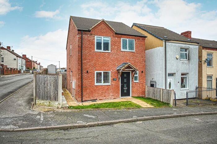 3 Bedroom Detached House For Sale In Duke Street, South Normanton, DE55