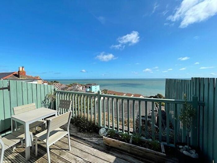 3 Bedroom House To Rent In South Street, Ventnor, PO38