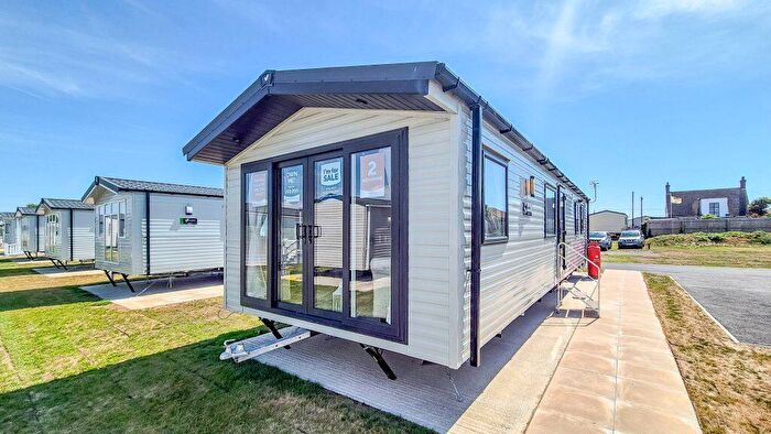 2 Bedroom Park Home For Sale In Suffolk Sands Holiday Park, IP11