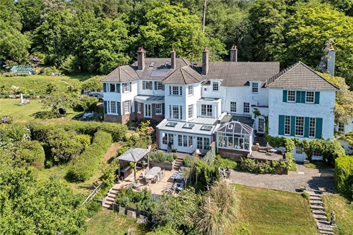 4 Bedroom Terraced House For Sale In Dewlands Hill, Crowborough, East Sussex, TN6