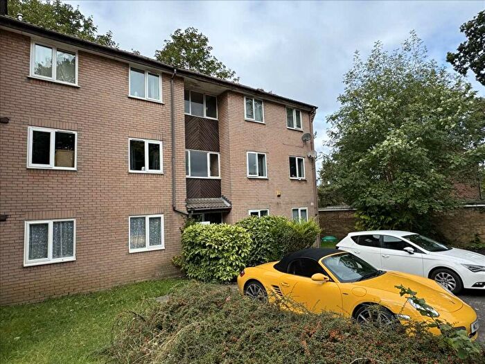 2 Bedroom Apartment To Rent In The Oaks, Southampton, Southampton, SO19