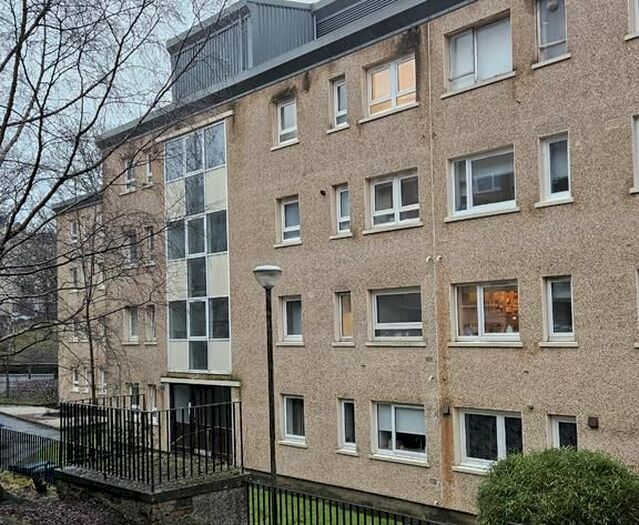 1 Bedroom Flat To Rent In Queen Margaret Court, Glasgow, G20