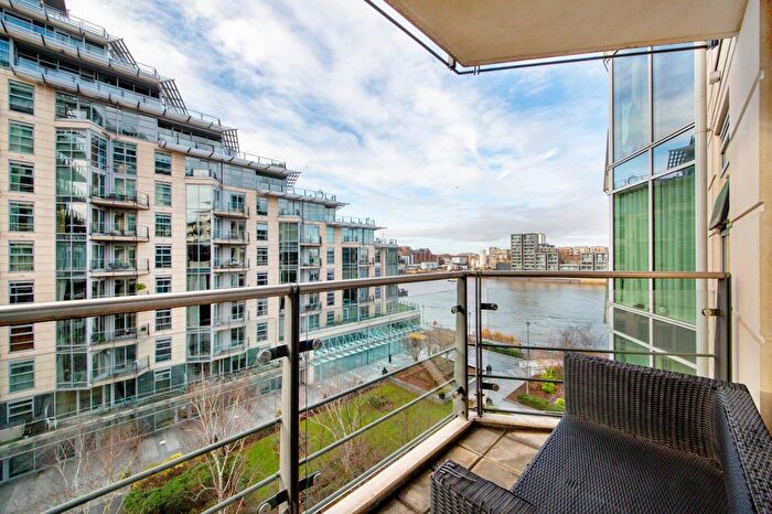 2 Bedroom Flat For Sale In Ensign House, Juniper Drive, SW18