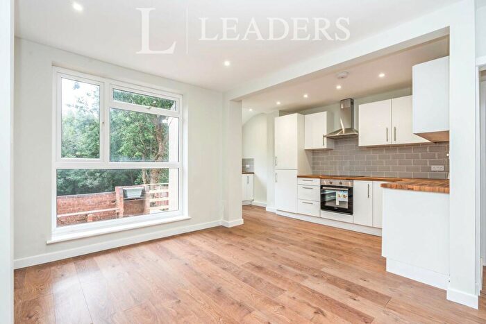 3 Bedroom Semi-Detached House To Rent In Swift Gardens, Woolston, Southampton, SO19