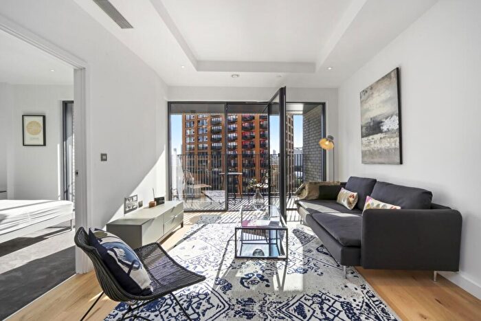 1 Bedroom Flat To Rent In City Island Way London, E14