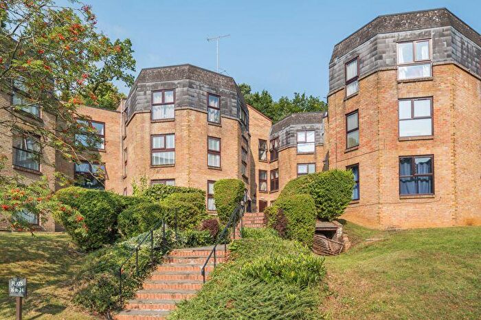 2 Bedroom Apartment To Rent In Charterhouse Road, Godalming, GU7