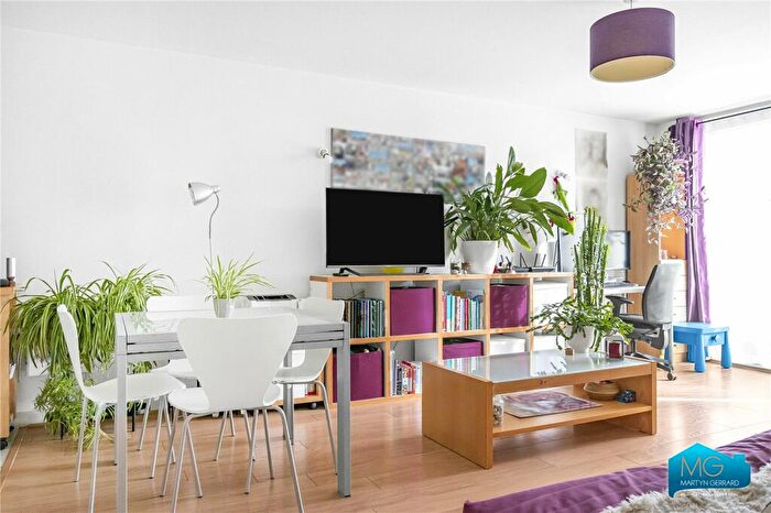 1 Bedroom Apartment To Rent In Emerson Apartments, Chadwell Lane, Crouch End, N8