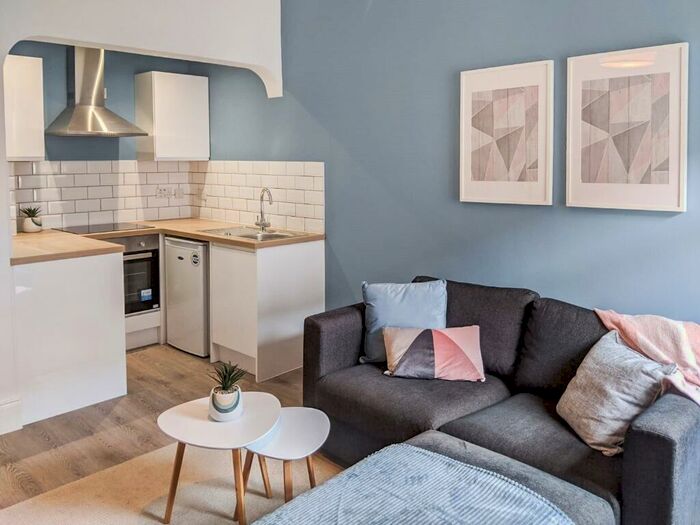 1 Bedroom Flat To Rent In Nelson Street, Largs, North Ayrshire, KA30