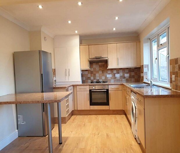 2 Bedroom Maisonette To Rent In Ascot, SL5