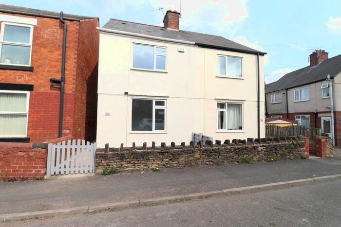2 Bedroom Semi-Detached House To Rent In William Street, Stonegravels, Chesterfield, S41