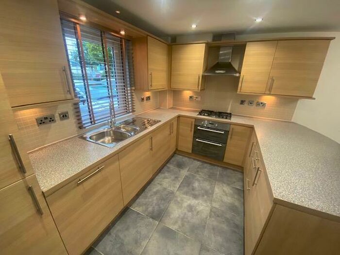 2 Bedroom House To Rent In Burford Gardens, Cardiff, CF11