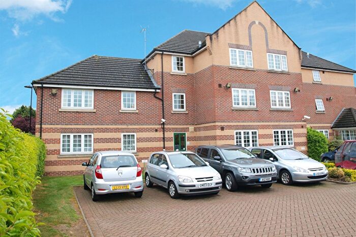 1 Bedroom Flat To Rent In Betjeman Court, Cocfosters, EN4