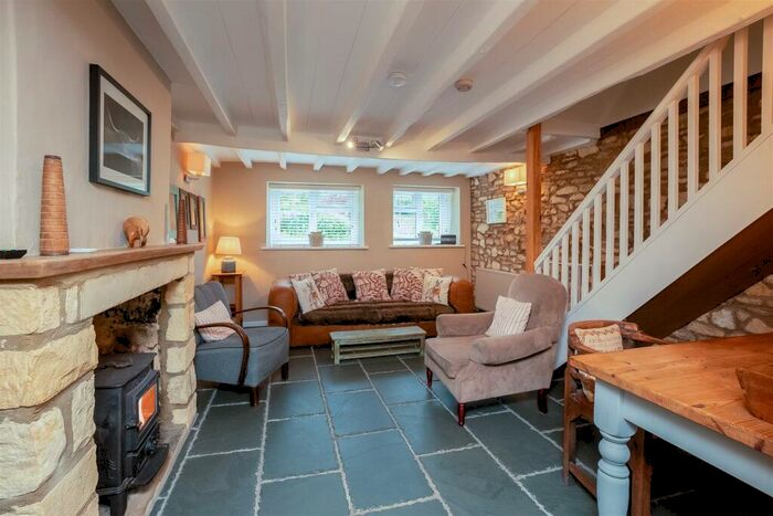 2 Bedroom Cottage For Sale In Upper Terrace, Blockley, GL56