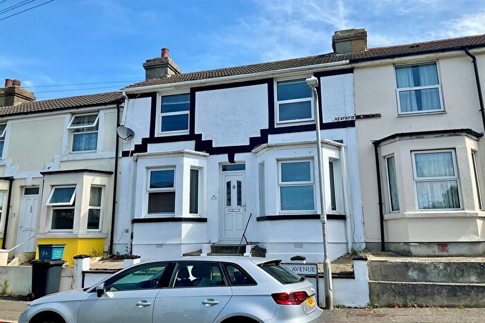 2 Bedroom Terraced House For Sale In Heathfield Avenue, Dover, CT16